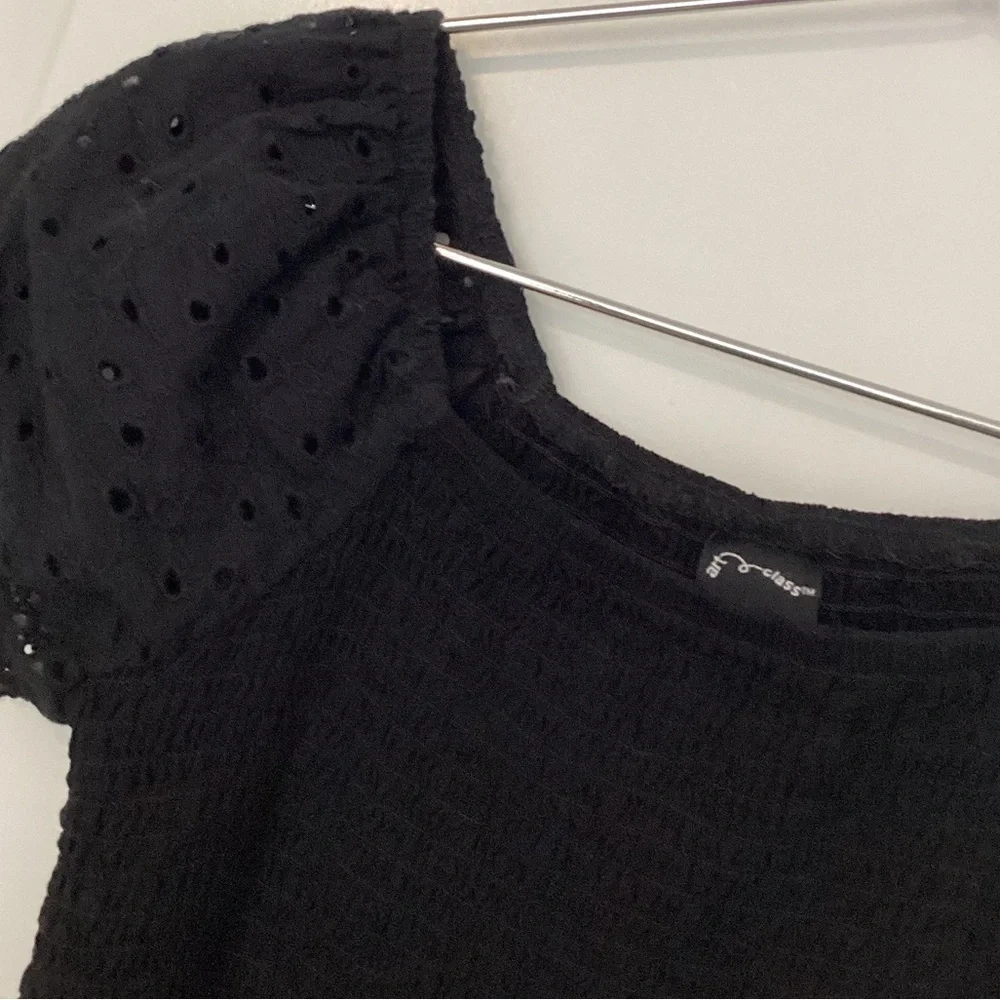 * Art Class Black Eyelet Smocked Top Size 8